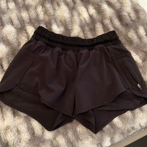 Black Lulu lemon shorts